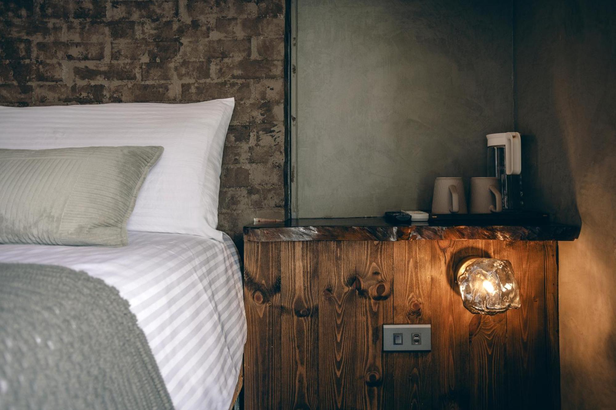 Bed and Breakfast Original House Чишан Экстерьер фото